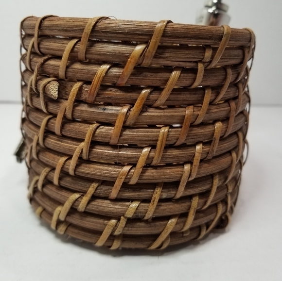 Rattan Wine Bottle Holder & Bird Stopper Basket Weave Unique Gift - Picture 4 of 12